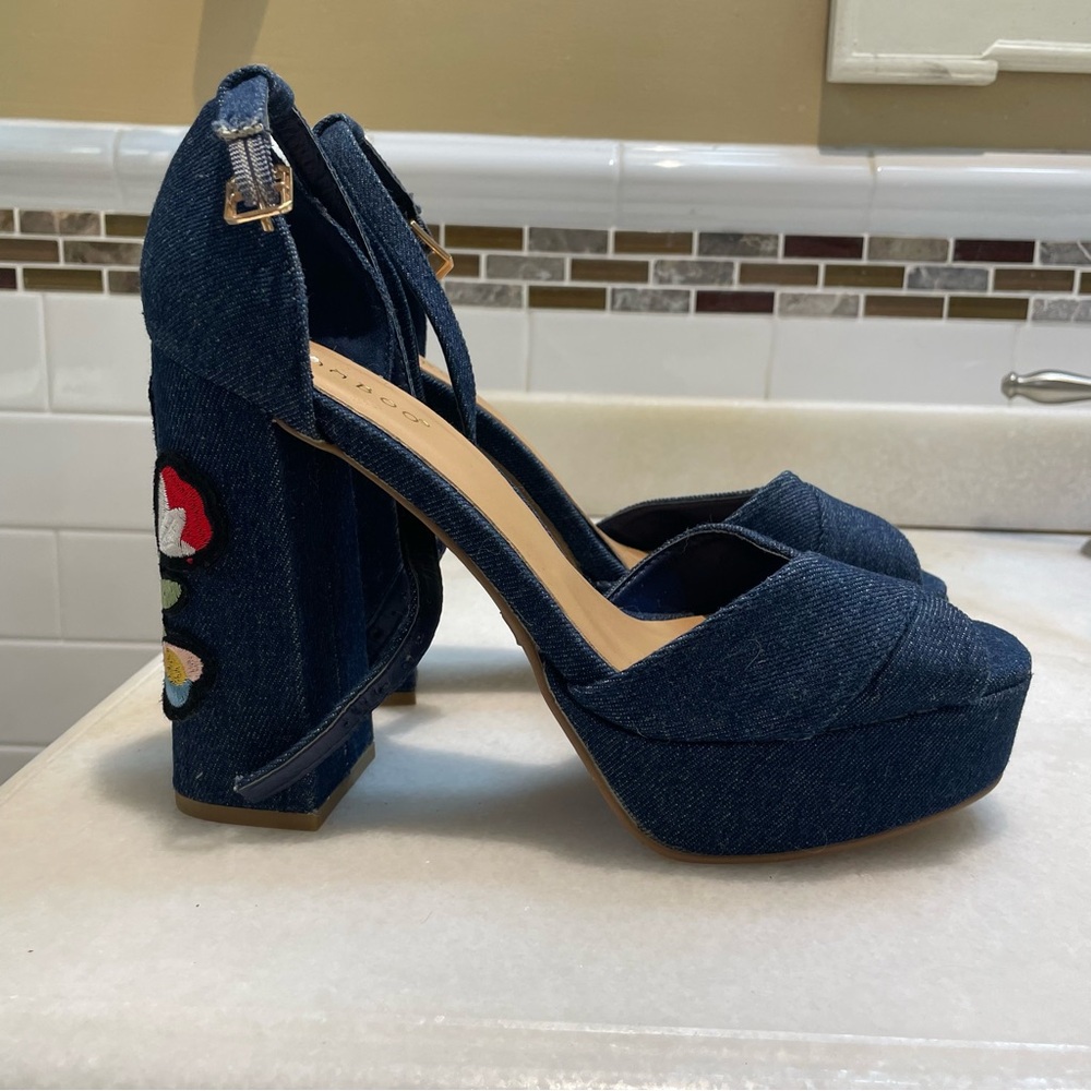 NEW Bamboo Embroidered Denim Platform Heels